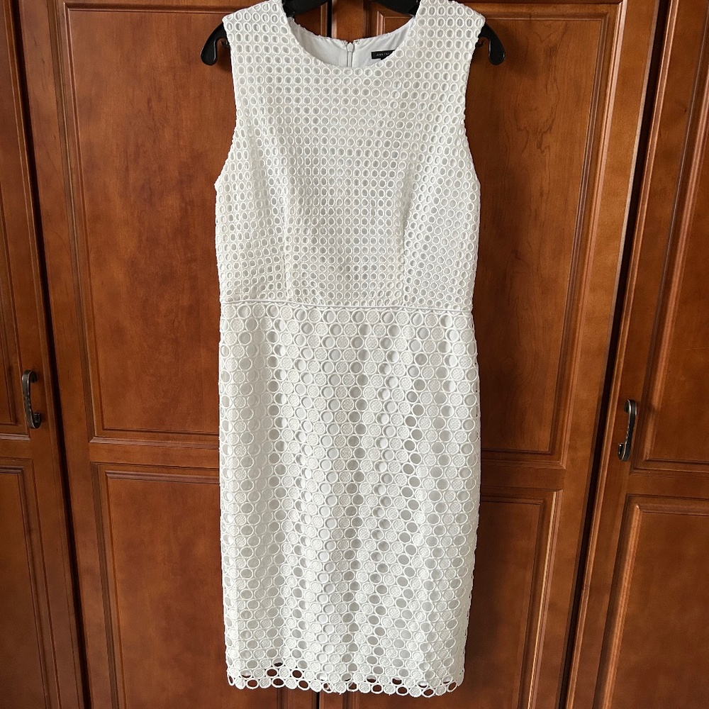 Ann Taylor White Lace Dress Size 10
